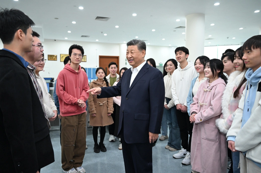 人民领袖｜一副对联里的青春寄望