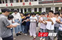 荷田乡开展防蘑菇中毒宣传活动