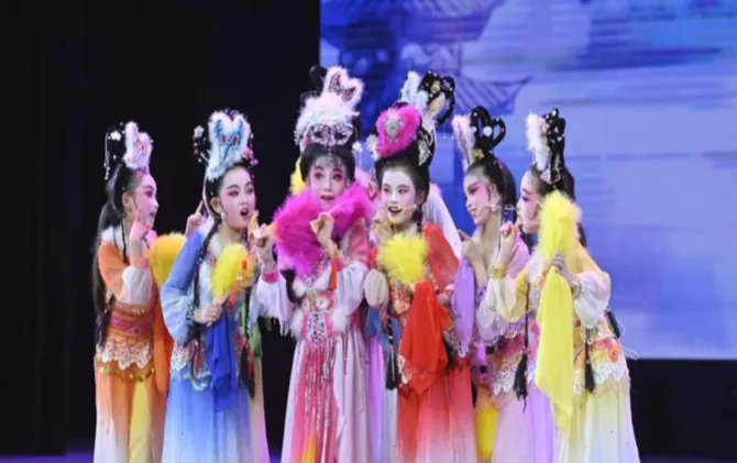 300多朵“小梅花”同台竞技 湖湘少年绽放风采