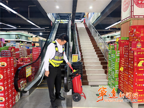 宁远县清水桥镇：筑牢安全生产“防火墙”_副本500.png