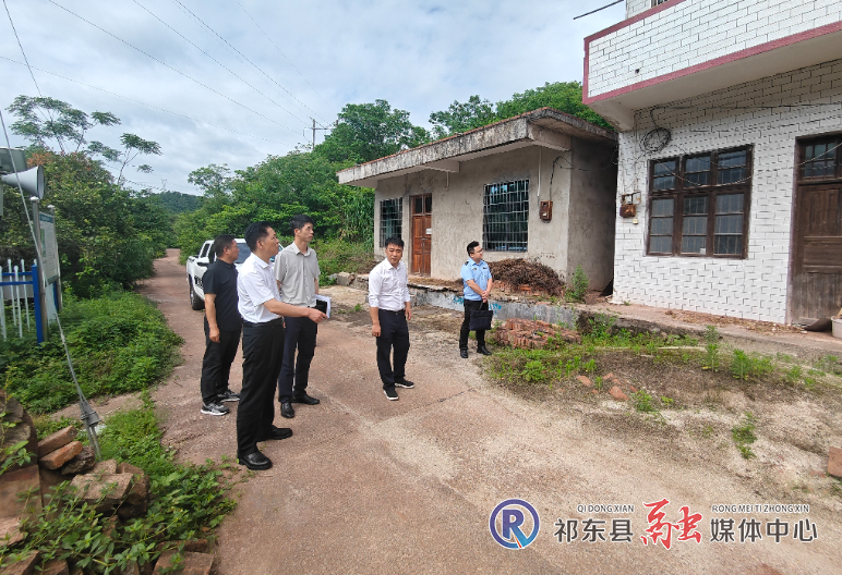 查看地质灾害隐患点.jpg