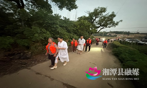 防汛2.jpg 防汛2.jpg