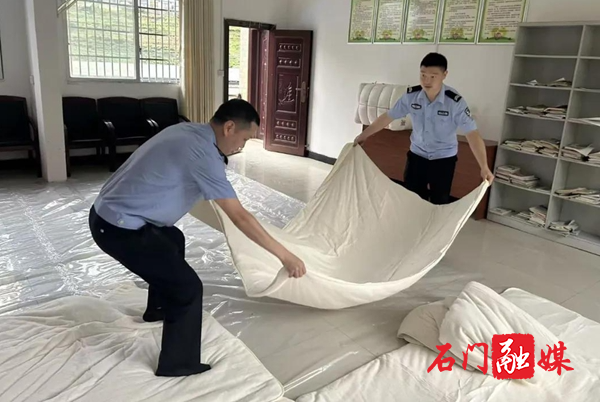 图片4.jpg 图片4.jpg