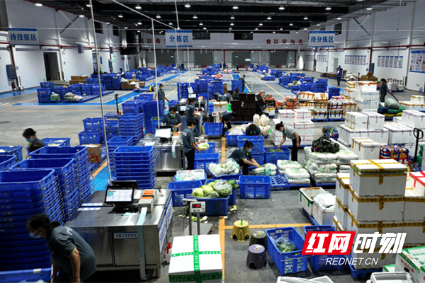 1240884e1373b1200e3f2ddeb1a065bc_副本.jpg