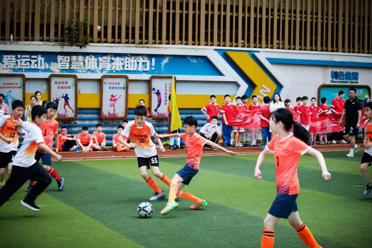 【石鼓区站】人民路小学：乐享足球运动 校园体育盛会精彩上演