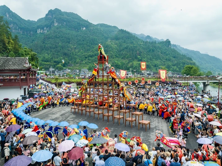 吉首苗族“四月八”：非遗传承 促文旅融合