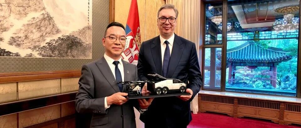 常德伢子赵德力凭什么让武契奇总统一年半三度会见?