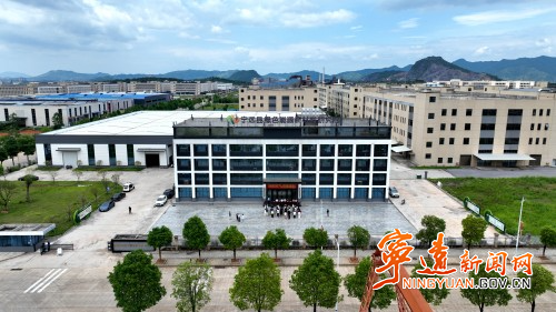 【永冲锋·拼经济·促发展】宁远：深化校企合作 助力培育锂电产业实用人才1_副本500.jpg