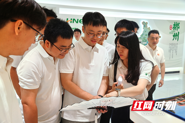 郴州西品牌站开展观摩学习_副本.jpg