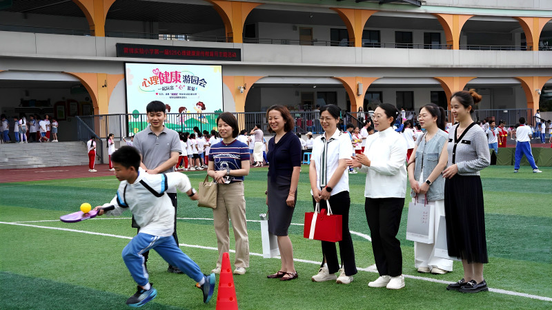 智愈云与一师雷锋实验小学将持续深化“心理+体育”融合课程体系，完成种子教师认证和家长赋能课程开发。