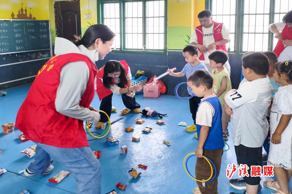 公路局六一慰问.jpg 公路局六一慰问.jpg
