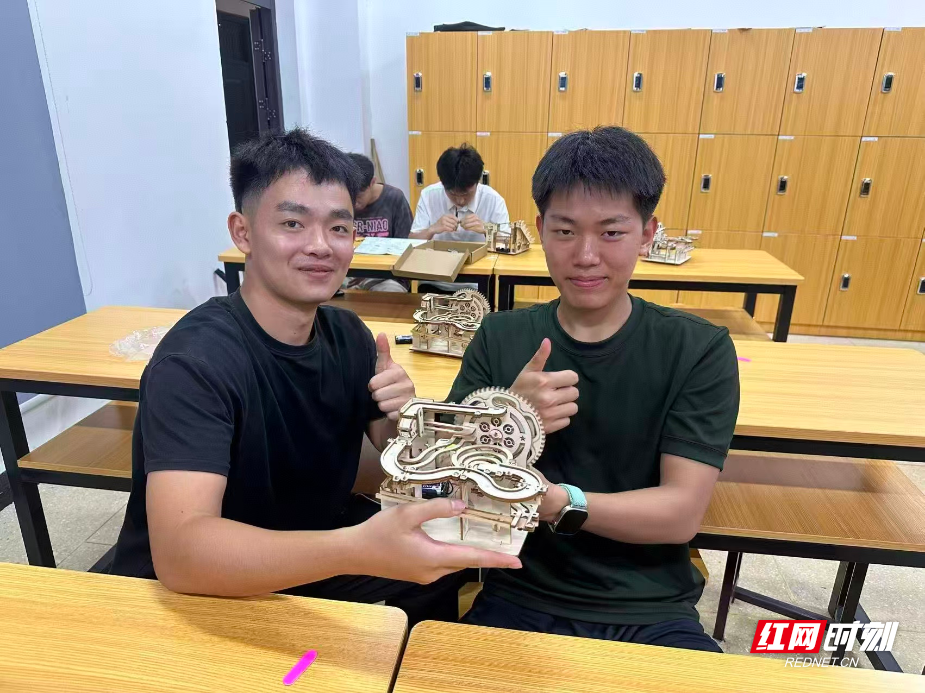 193.竞赛现场.jpg 193.竞赛现场.jpg