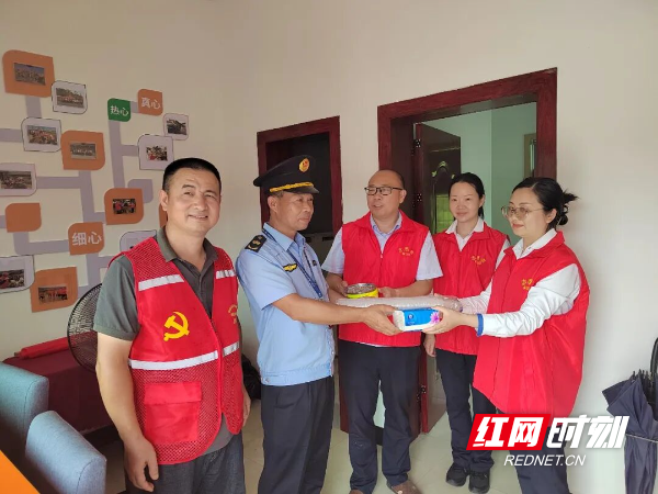 图片 图片