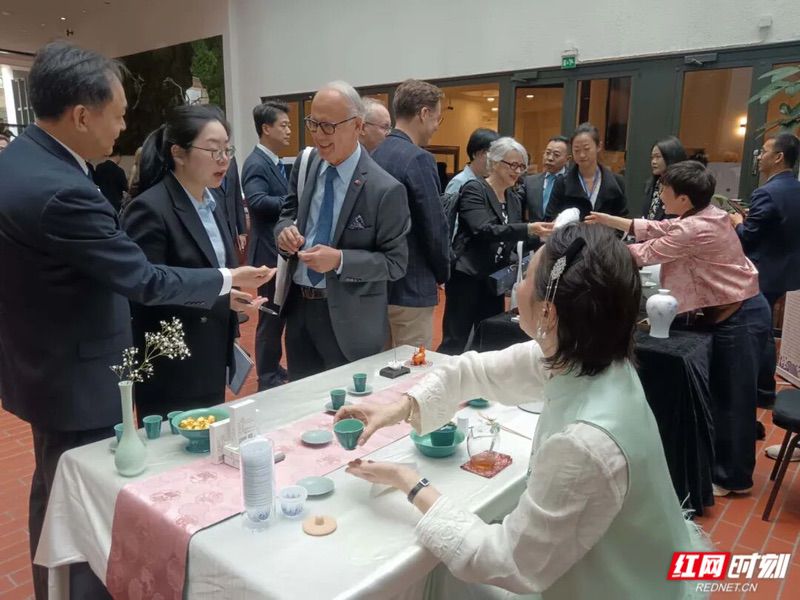 湖南经贸文旅推介会走进芬兰