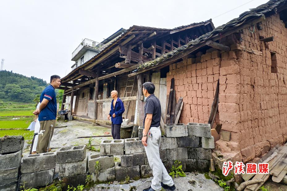 合水自建房检查.jpg