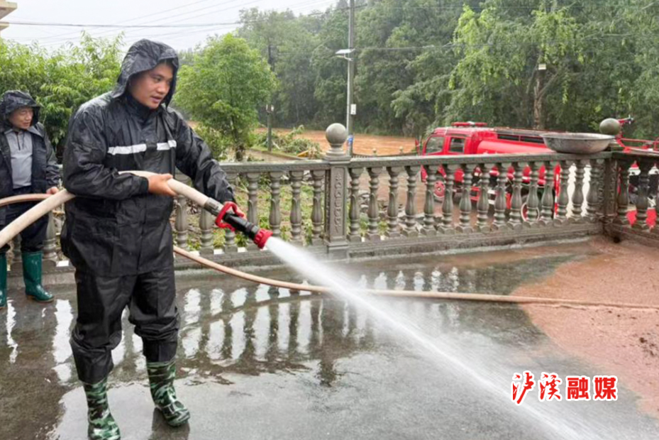 达岚镇清淤.jpg2.jpg 达岚镇清淤.jpg2.jpg