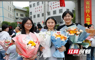 湖南新田：2026年高考结束（组图）