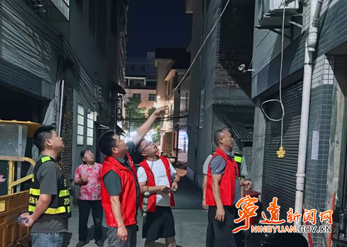 宁远县桐山街道：向“飞线充电”乱象亮剑_副本_副本500.png