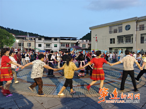 宁远县桐木漯瑶族乡:开展端午文明实践志愿服务活动_副本500.jpg 宁远县桐木漯瑶族乡:开展端午文明实践志愿服务活动_副本500.jpg