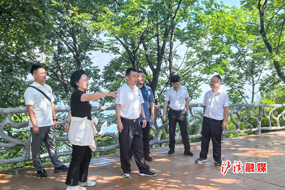 书记调研6.16.jpg2.jpg3.jpg 书记调研6.16.jpg2.jpg3.jpg