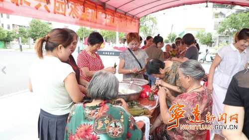 宁远:粽香十里浓 欢乐迎端午文庙街道_副本500.jpg 宁远:粽香十里浓 欢乐迎端午文庙街道_副本500.jpg