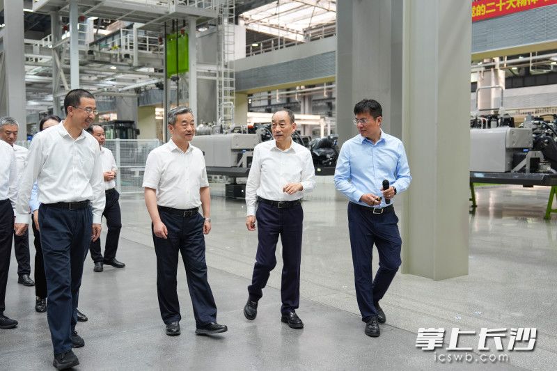陈竞调研中联智慧产业城。 陈竞调研中联智慧产业城。