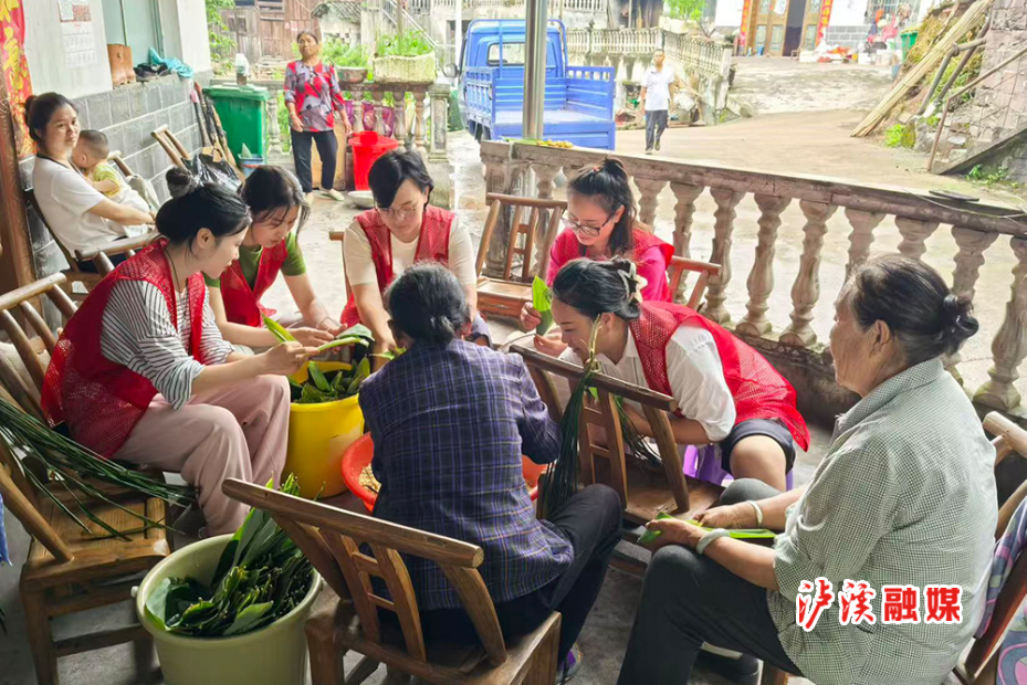 洗溪镇端午活动.jpg 洗溪镇端午活动.jpg