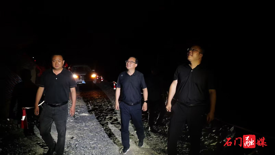 粽香伴防汛!石门壶瓶山镇防汛安民双线并行护平安2.jpg 粽香伴防汛!石门壶瓶山镇防汛安民双线并行护平安2.jpg