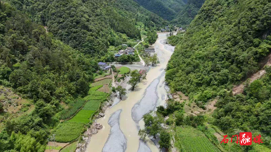 粽香伴防汛!石门壶瓶山镇防汛安民双线并行护平安6.jpg 粽香伴防汛!石门壶瓶山镇防汛安民双线并行护平安6.jpg