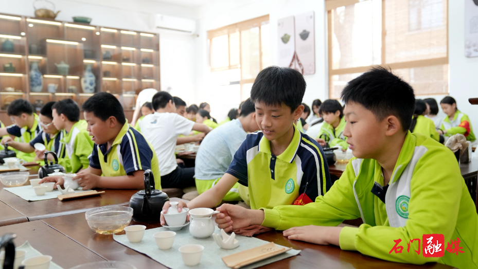 石门县：闲置老校舍 变身学子“新乐园”3_副本.jpg