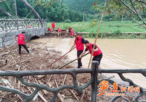 宁远县水市镇:筑牢汛期安全防线_副本500.jpg 宁远县水市镇:筑牢汛期安全防线_副本500.jpg