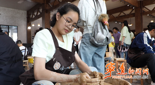 宁远九嶷山:沉浸式非遗体验 点亮周末微度假2_副本500.png 宁远九嶷山:沉浸式非遗体验 点亮周末微度假2_副本500.png