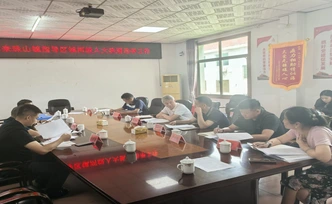 吴剑林赴零陵区指导区乡人大换届选举工作