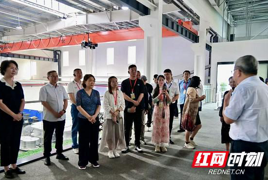 双语｜海外华媒聚焦“莲城”产业脉动 纷纷“搭桥”助力企业出海