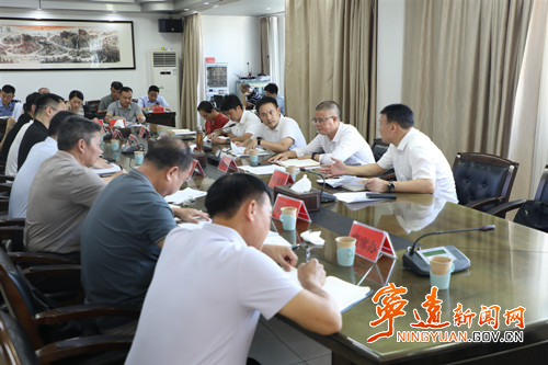 林亮亮调度信访工作和维护社会稳定工作_副本500.jpg 林亮亮调度信访工作和维护社会稳定工作_副本500.jpg