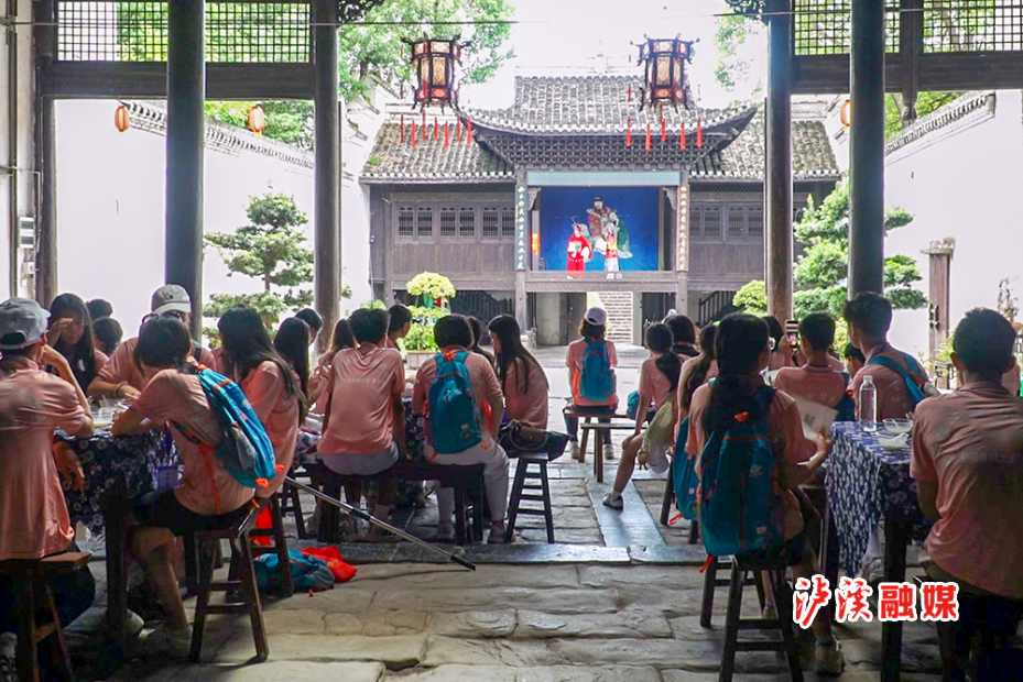 华裔少年游泸溪 (4).jpg 华裔少年游泸溪 (4).jpg