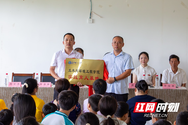 图片3.jpg 图片3.jpg
