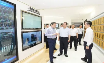 毛伟明率团在上海学习考察人工智能产业