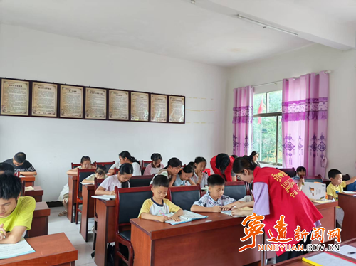 宁远县九疑瑶族乡：公益托管暖童心益托管暖童心_副本500.png