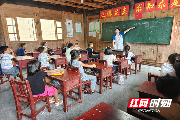 儿童诗歌.jpg 儿童诗歌.jpg