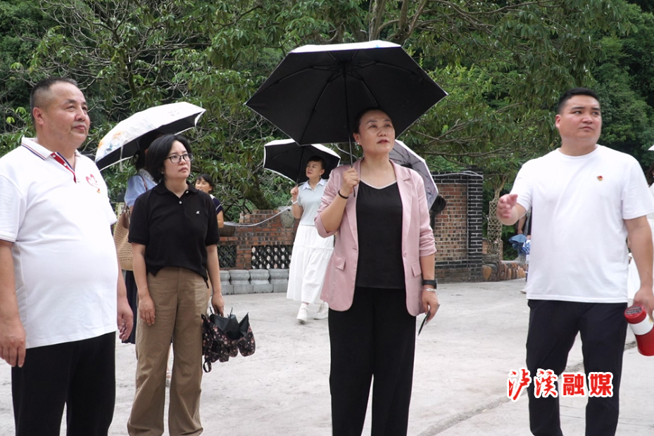 州妇联主席.jpg1.jpg