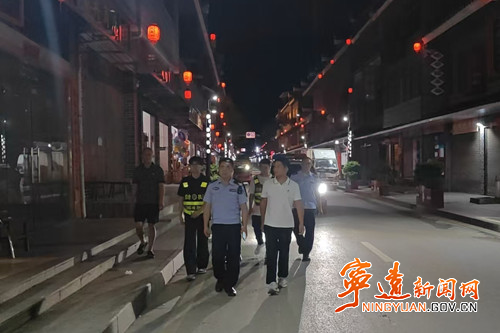 【安全生产大排查大整治】宁远县九疑瑶族乡：夜间巡查“不打烊” 筑牢安全“防火墙”_副本_副本500.jpg