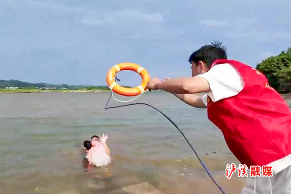 浦市防溺水演练.jpg 浦市防溺水演练.jpg