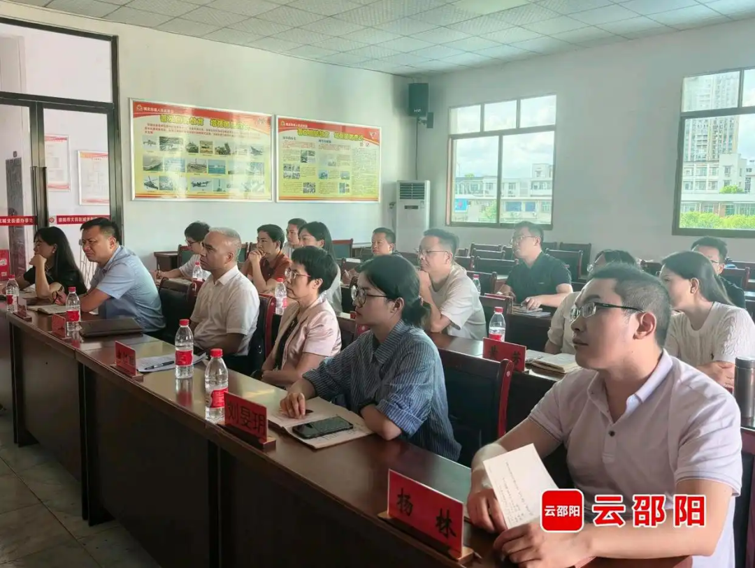 让“听得见炮声的人”授课,邵阳破解基层干部本领恐慌(图5)