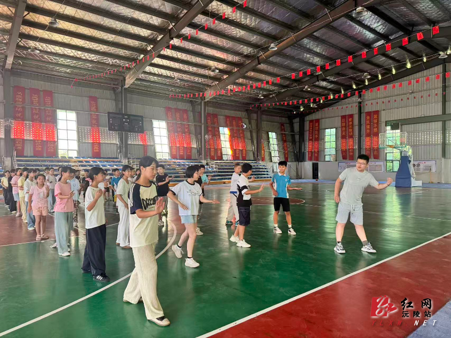 太极拳.jpg 太极拳.jpg