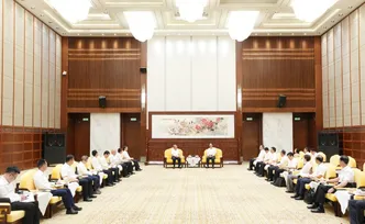 岳阳市与中国物流签署合作协议