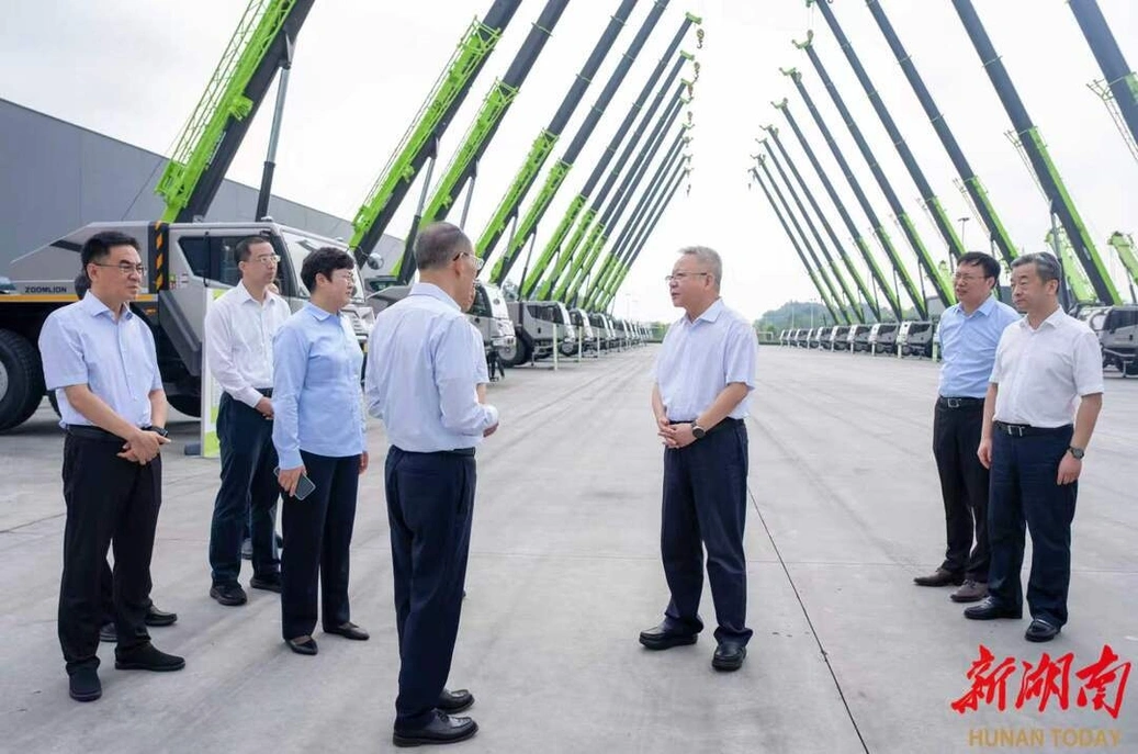沈晓明走访调研中联重科股份有限公司