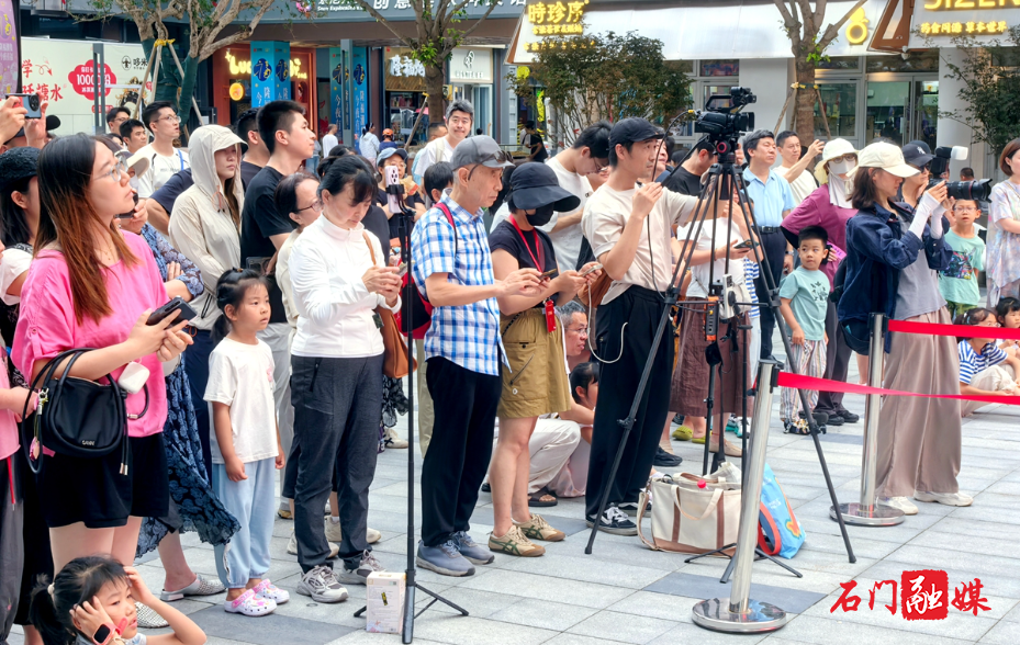 湘韵京韵共话中轴石门鼓盆歌《桩巴龙的传说》亮相北京中轴杯5.jpg