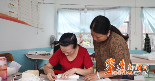 宁远:闲置旧房变身微工厂 灵活就业撑起幸福生活2_副本500.png 宁远:闲置旧房变身微工厂 灵活就业撑起幸福生活2_副本500.png