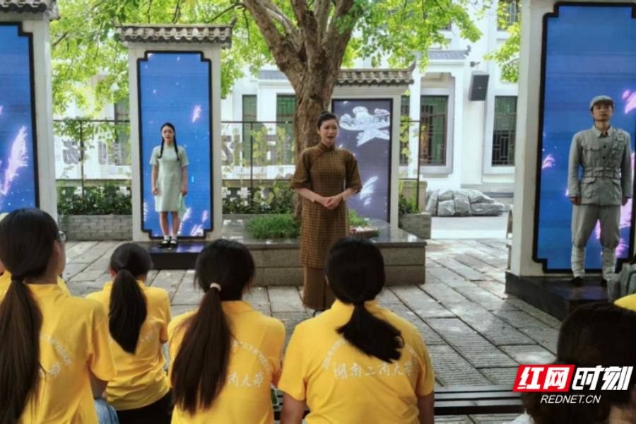 青年踏访靖港古镇 研学非遗赓续乡土文脉